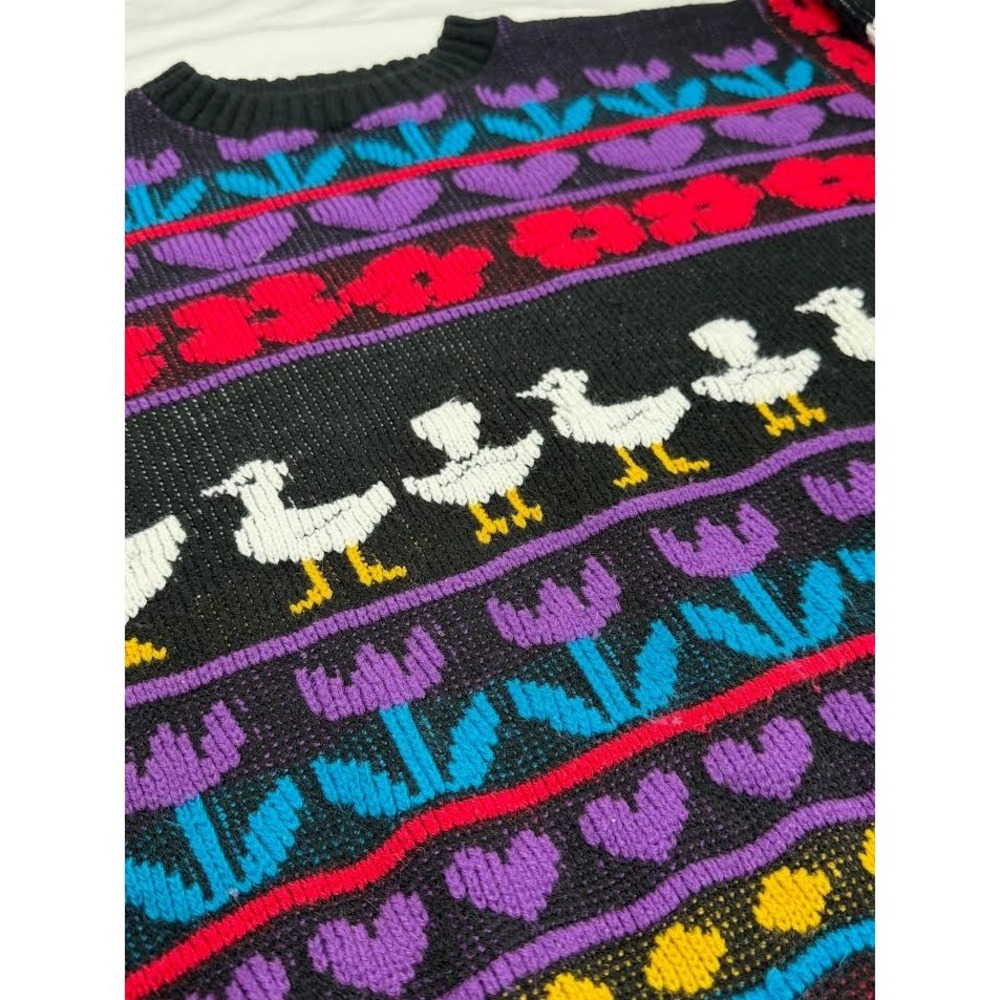 Vintage Ducks Knit Sweater 80s/90s Women's Medium Multicolor Flowers Hearts USA - Picture 2 of 9